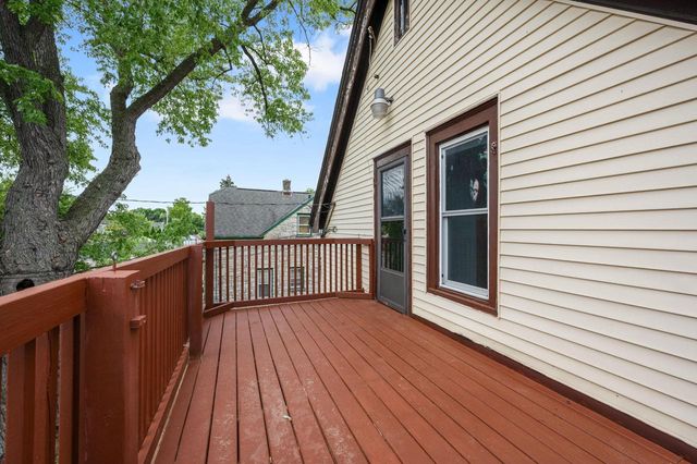 2134 S 84th STREET, West Allis, WI 53227