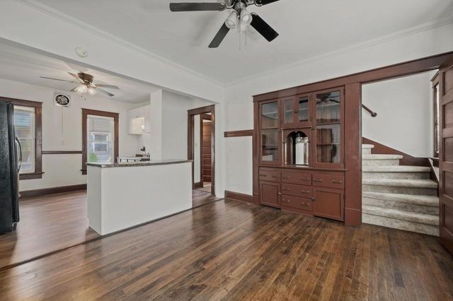 2134 S 84th STREET, West Allis, WI 53227