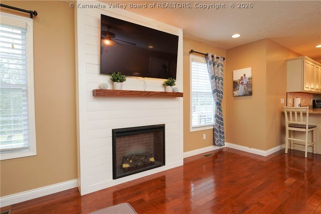 74 Hosanna Way, Winfield, WV 25213
