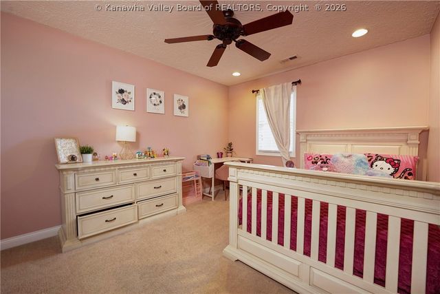 74 Hosanna Way, Winfield, WV 25213
