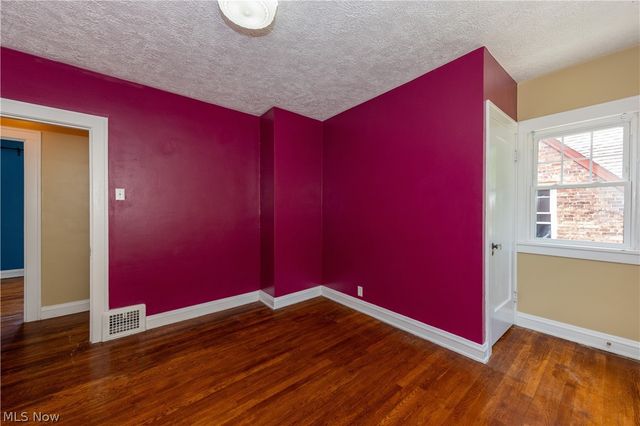 18526 Scottsdale Boulevard, Shaker Heights, OH 44122