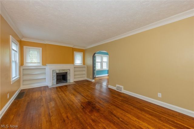 18526 Scottsdale Boulevard, Shaker Heights, OH 44122