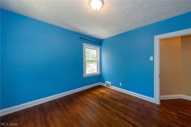 18526 Scottsdale Boulevard, Shaker Heights, OH 44122