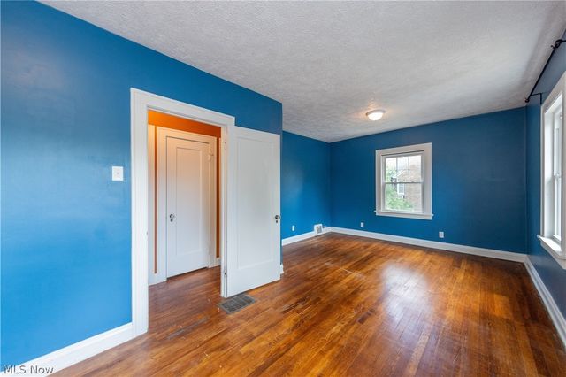 18526 Scottsdale Boulevard, Shaker Heights, OH 44122