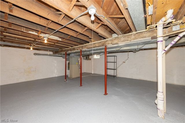 18526 Scottsdale Boulevard, Shaker Heights, OH 44122