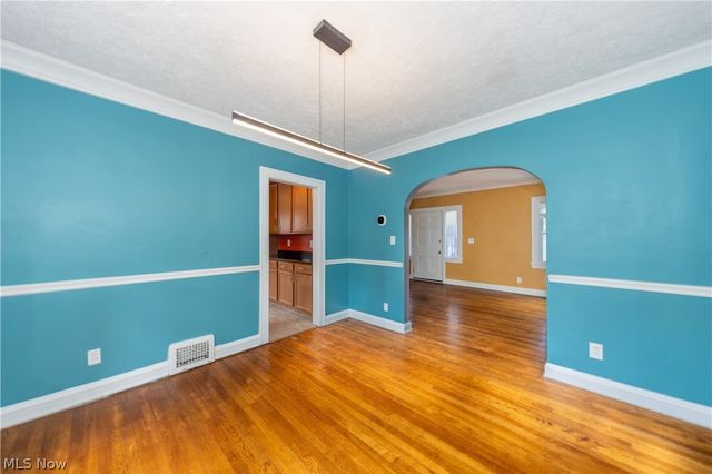 18526 Scottsdale Boulevard, Shaker Heights, OH 44122