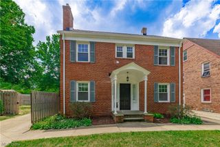18526 Scottsdale Boulevard, Shaker Heights, OH 44122