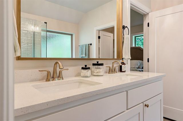 4840 Sundowner Lane, Edmond, OK 73034