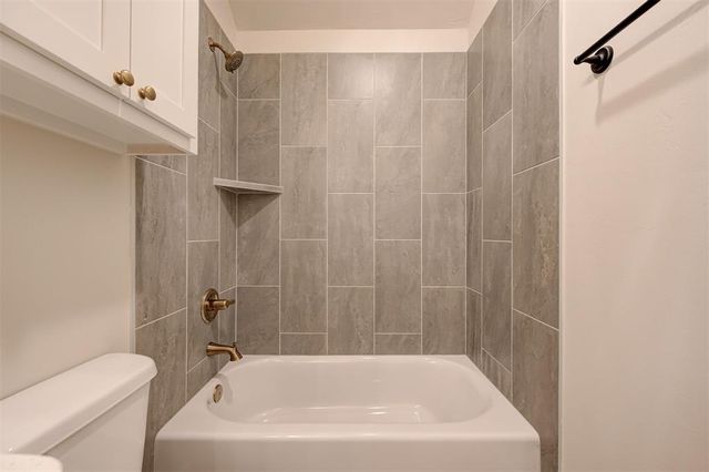 4840 Sundowner Lane, Edmond, OK 73034