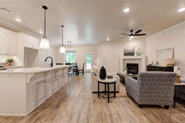 4840 Sundowner Lane, Edmond, OK 73034
