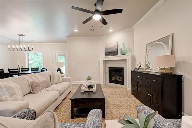 4840 Sundowner Lane, Edmond, OK 73034