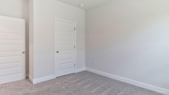 2127 Aqua St, Gulf Breeze, FL 32563