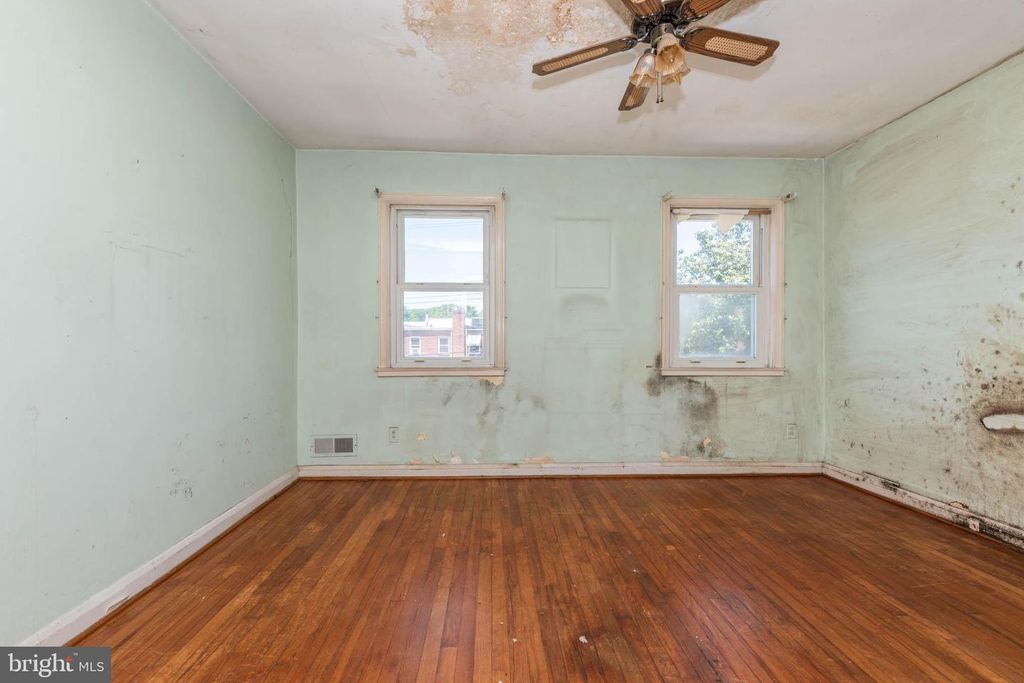 Image 10 of property listing at 6910 GOUGH ST, Baltimore, MD 21224