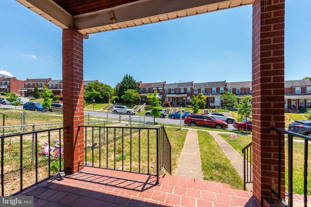 Image 19 of property listing at 6910 GOUGH ST, Baltimore, MD 21224