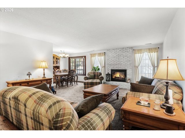 6790 Sw DALE Ave, Beaverton, OR 97008