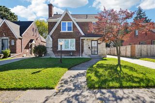 13380 Kilbourne Street, Detroit, MI 48213