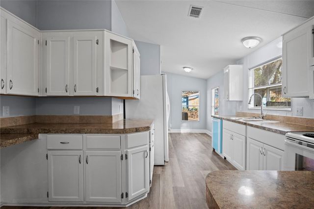 10522 BAY HILLS CIRCLE, Thonotosassa, FL 33592