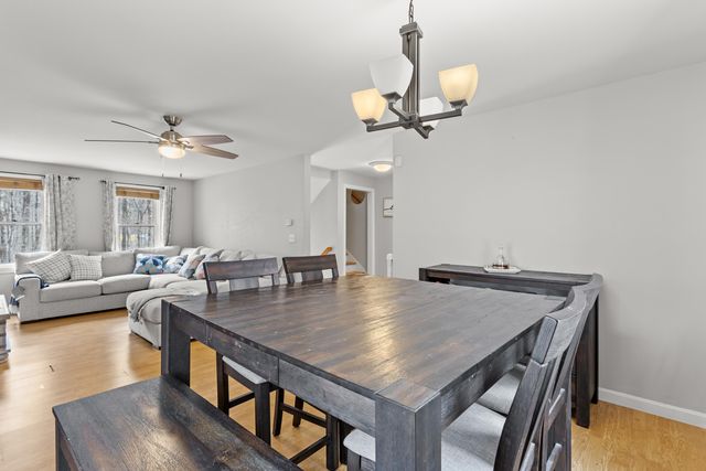 125 S Main Street, Newton, NH 03858