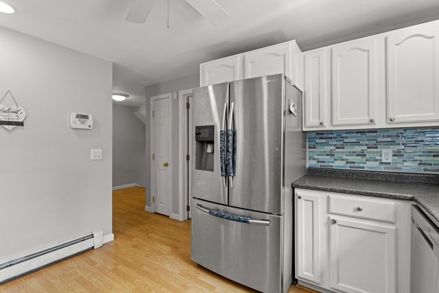 125 S Main Street, Newton, NH 03858