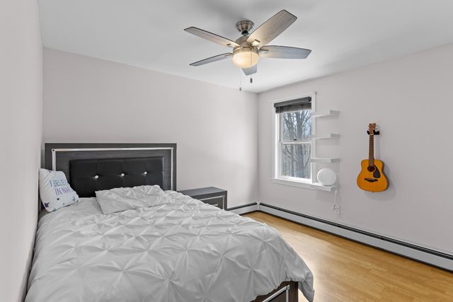125 S Main Street, Newton, NH 03858