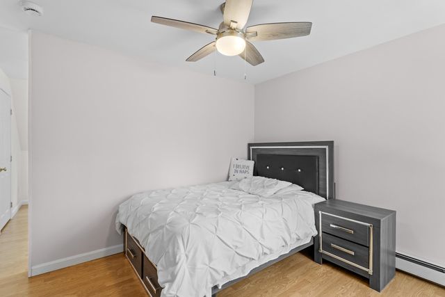 125 S Main Street, Newton, NH 03858