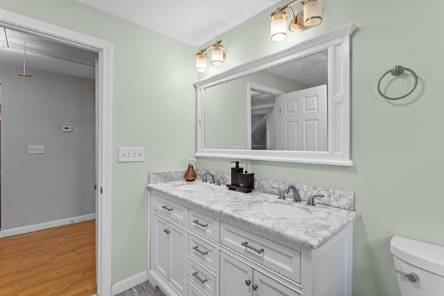 125 S Main Street, Newton, NH 03858