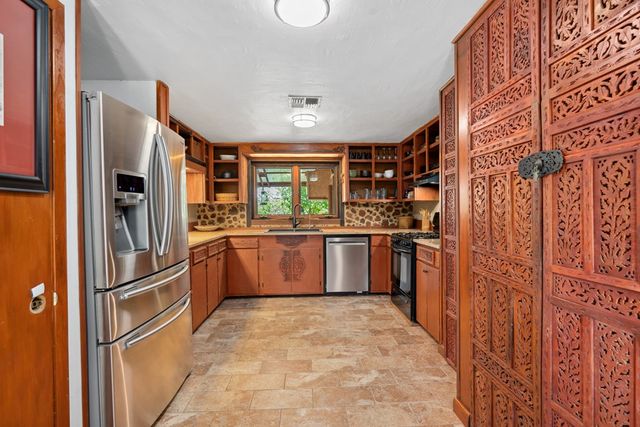 801 Mickle Creek Rd, Medina, TX 78055