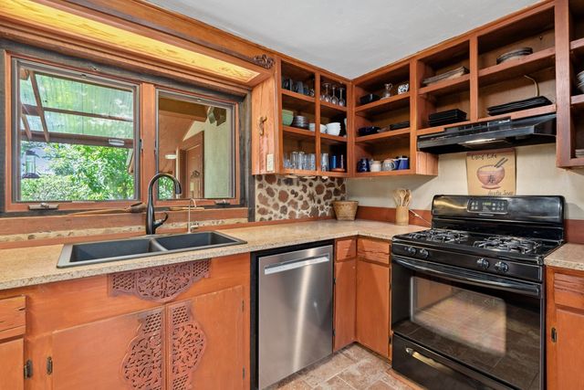 801 Mickle Creek Rd, Medina, TX 78055