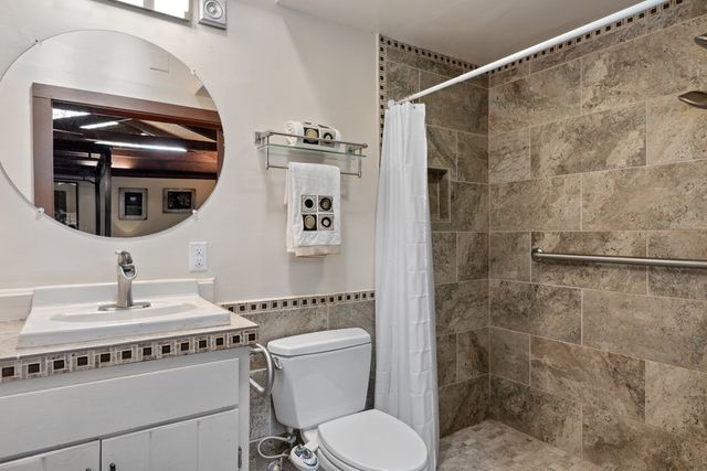 801 Mickle Creek Rd, Medina, TX 78055