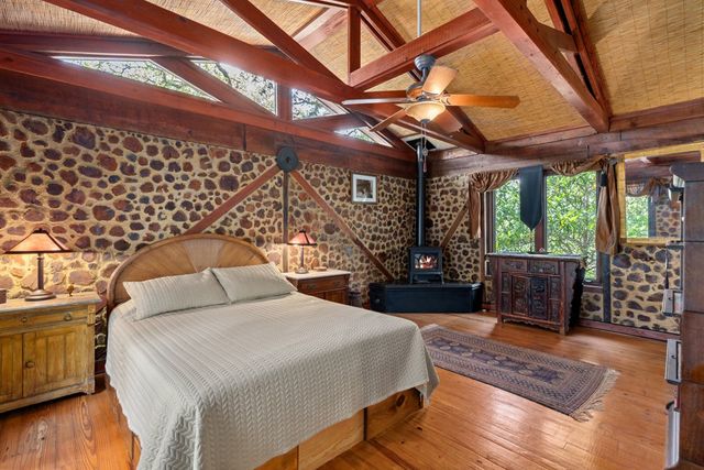 801 Mickle Creek Rd, Medina, TX 78055