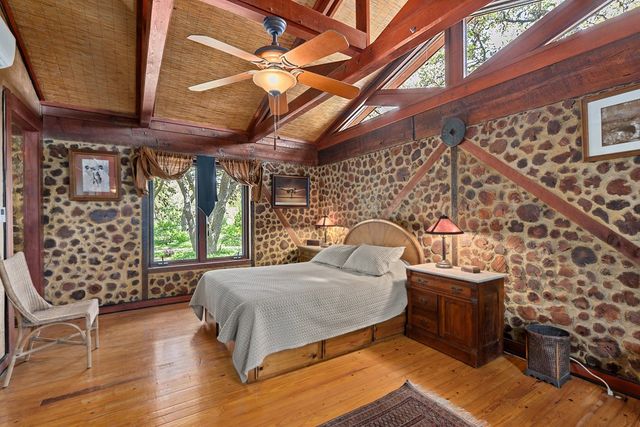 801 Mickle Creek Rd, Medina, TX 78055