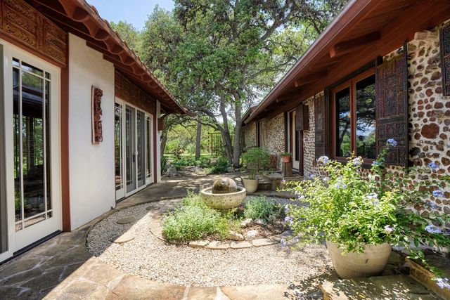 801 Mickle Creek Rd, Medina, TX 78055