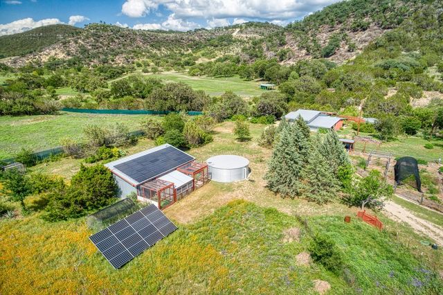 801 Mickle Creek Rd, Medina, TX 78055