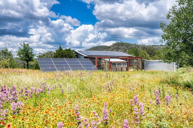 801 Mickle Creek Rd, Medina, TX 78055