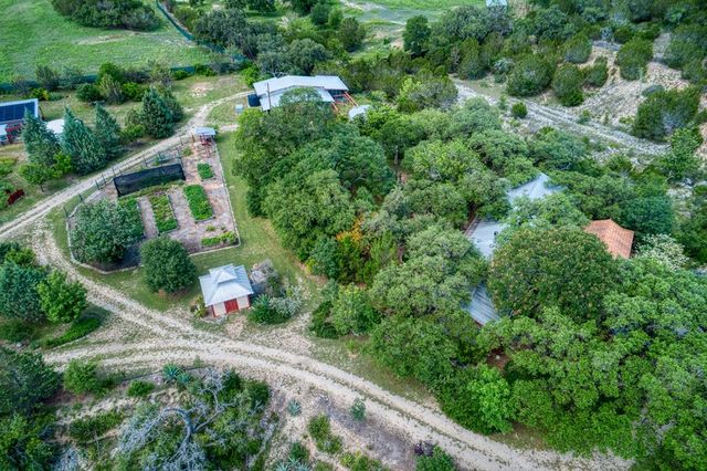 801 Mickle Creek Rd, Medina, TX 78055