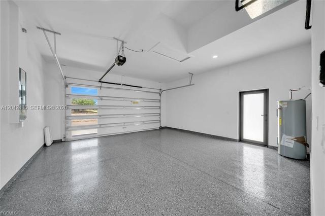 3901 3rd Street SW, Lehigh Acres, FL 33976