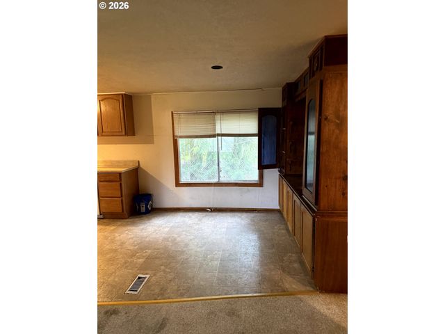 157 ROGERS Rd, Silver Lake, WA 98645