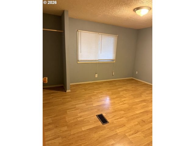 157 ROGERS Rd, Silver Lake, WA 98645