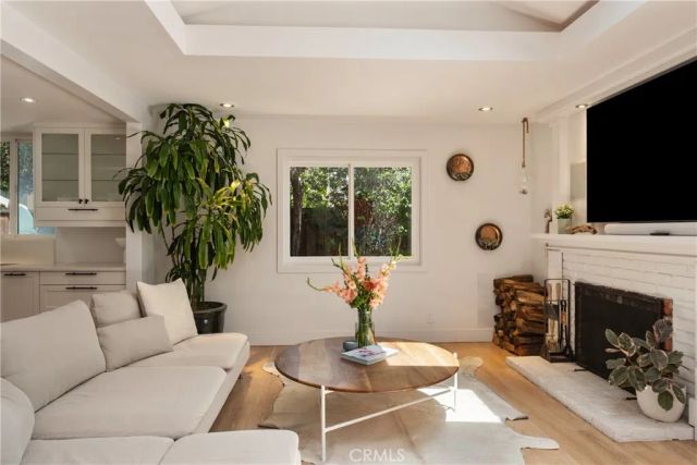 2798 Francis Lane, Costa Mesa, CA 92626