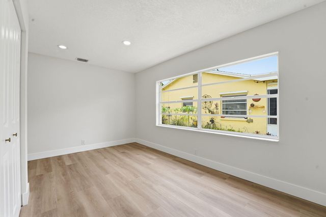 6367 Summer Sky Lane, Greenacres, FL 33463