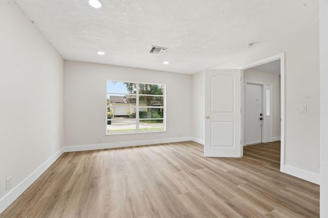 6367 Summer Sky Lane, Greenacres, FL 33463