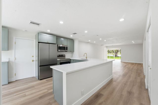 6367 Summer Sky Lane, Greenacres, FL 33463