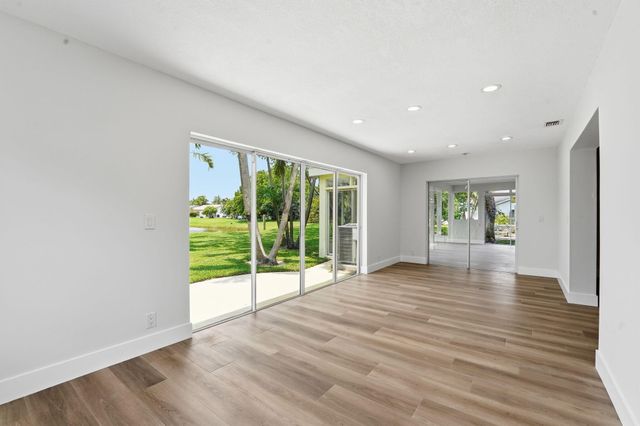 6367 Summer Sky Lane, Greenacres, FL 33463