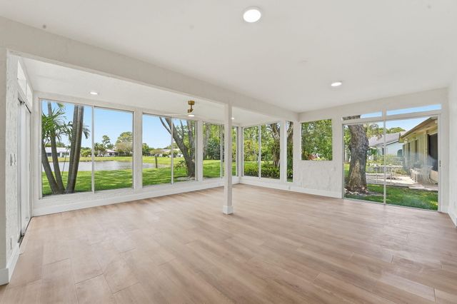 6367 Summer Sky Lane, Greenacres, FL 33463