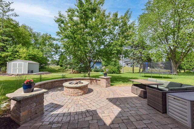 N71W23400 Homestead ROAD, Sussex, WI 53089