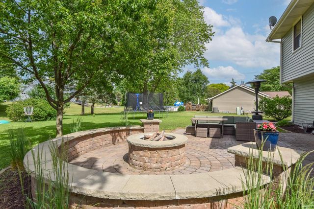 N71W23400 Homestead ROAD, Sussex, WI 53089