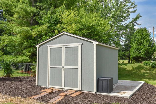 N71W23400 Homestead ROAD, Sussex, WI 53089
