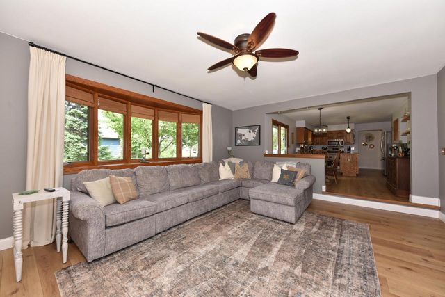 N71W23400 Homestead ROAD, Sussex, WI 53089