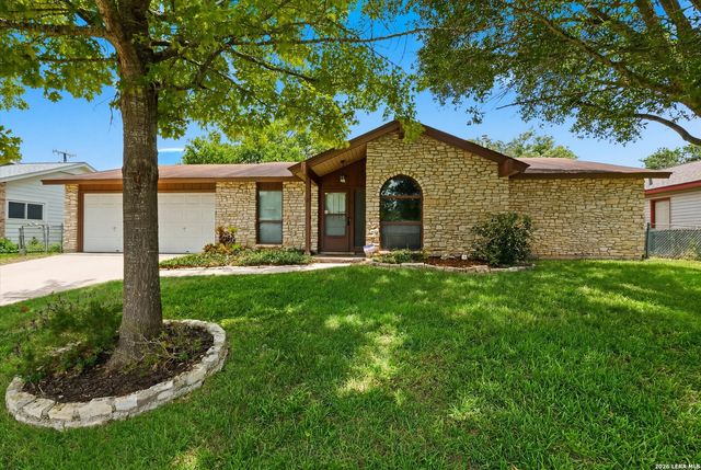 7829 VILLAGE OAK DR, Live Oak, TX 78233