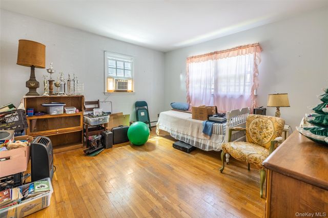 9 Lois Lane, Katonah, NY 10536